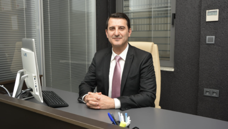 Talatpaşa Laboratuvarlar Grubu Biyokimya Uzmanı Prof. Dr. Ahmet Var: