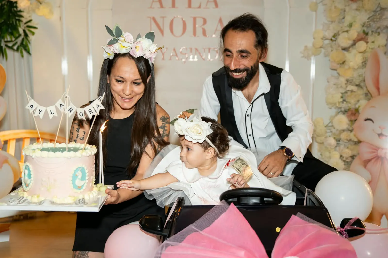 Ayla Nora Tutar 1 Yaşında